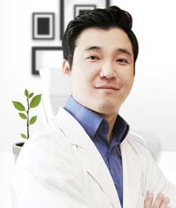 Dr.Min Bum, Gang
