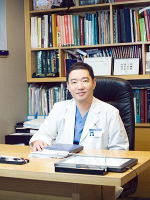Dr.Hong-Shick, Song