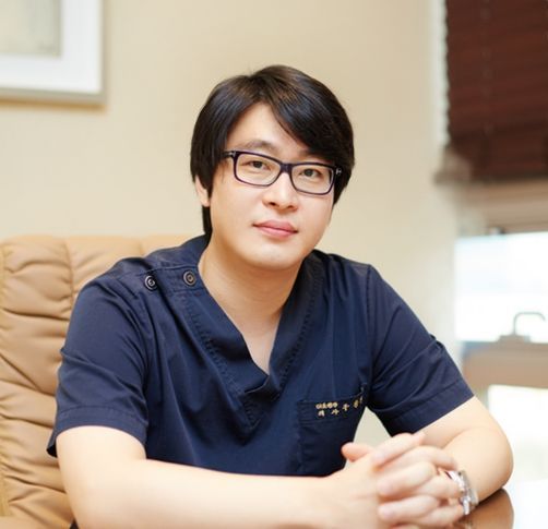 Dr.Koo,Chang Hyeon